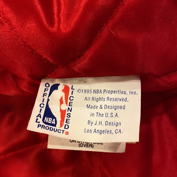 J.H. Design Authentic 1995 Chicago Bulls Eastern Conference Leather Jacket - Picture 9 of 15